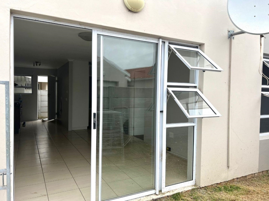 To Let 2 Bedroom Property for Rent in Fairview Eastern Cape